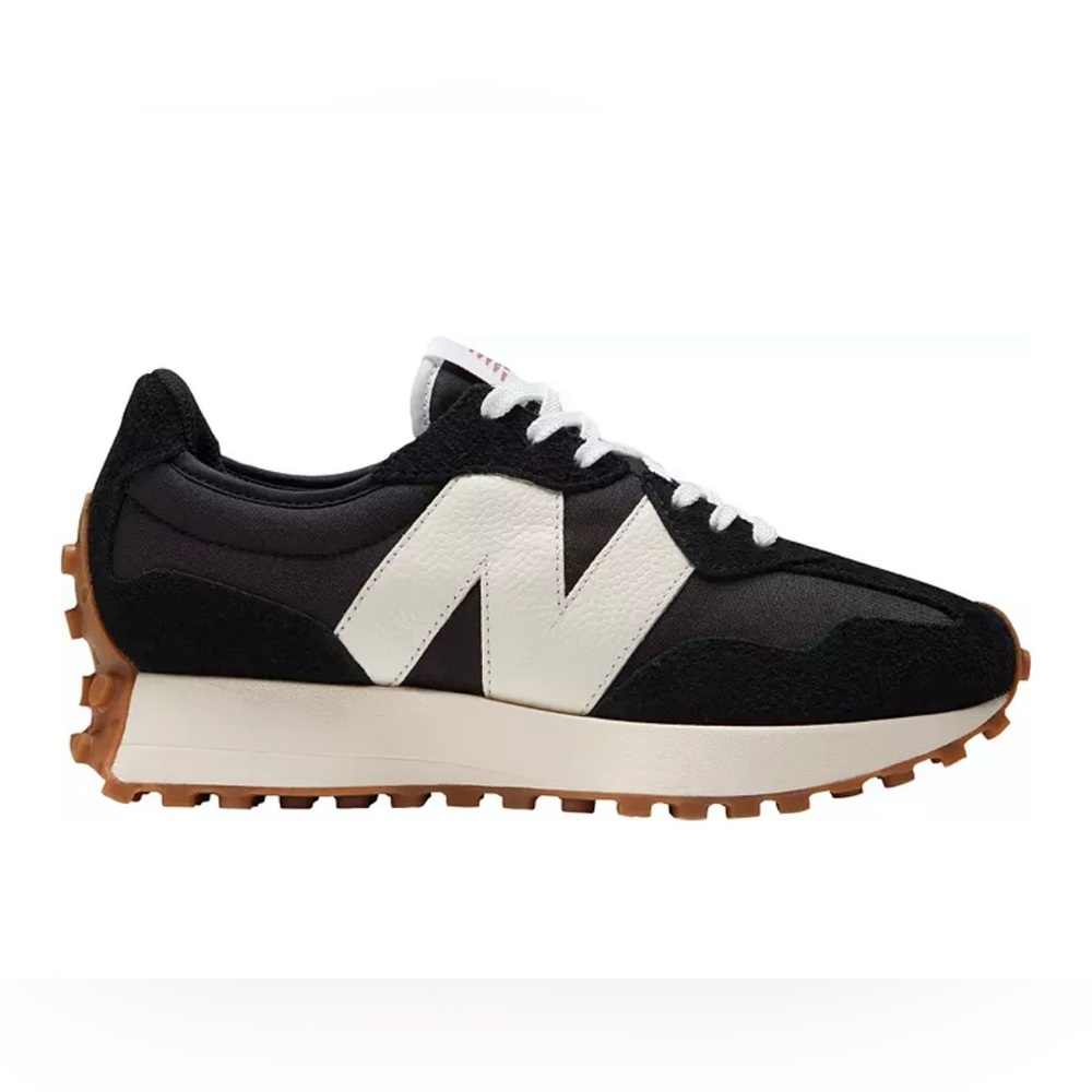 New Balance Women's 327 Shoes